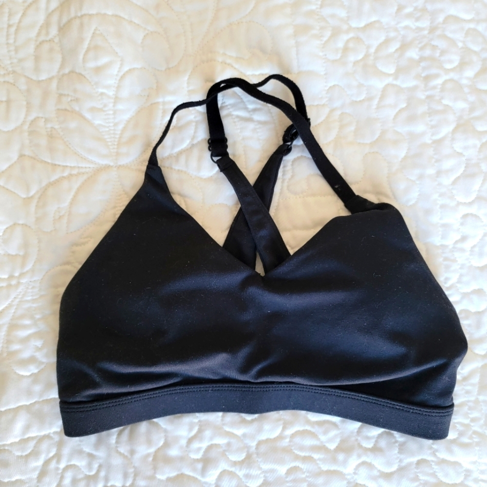 Fabletics Sports Bra Adjustable Criss Cross Straps Size XS Removable Cups